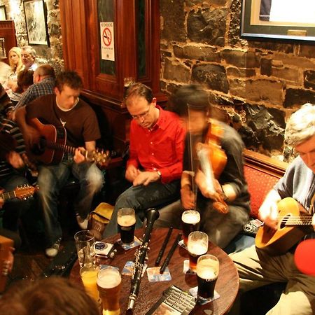 Sliabh Liag Inn Carrick  Ngoại thất bức ảnh