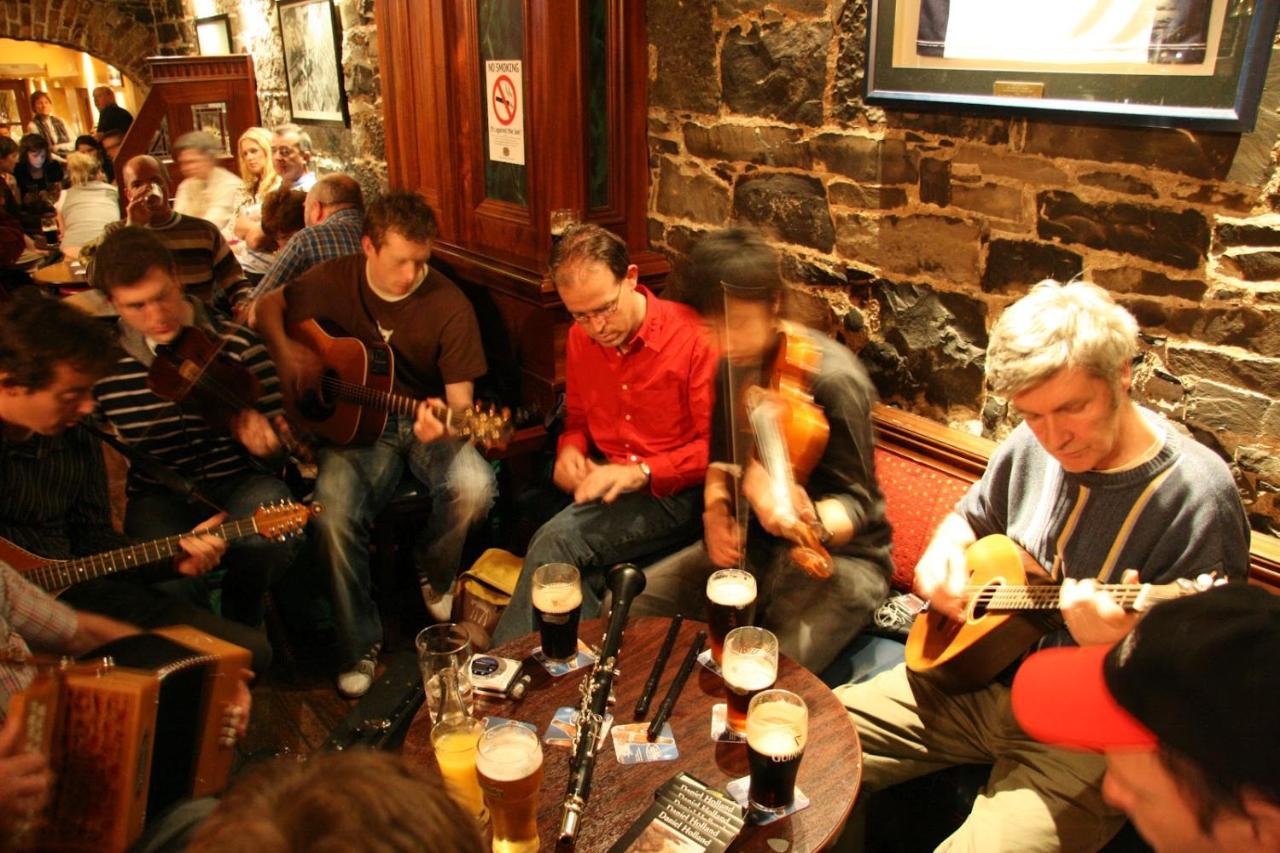 Sliabh Liag Inn Carrick  Ngoại thất bức ảnh