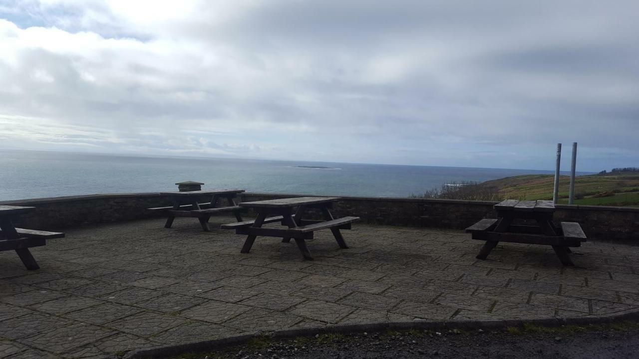 Sliabh Liag Inn Carrick  Ngoại thất bức ảnh